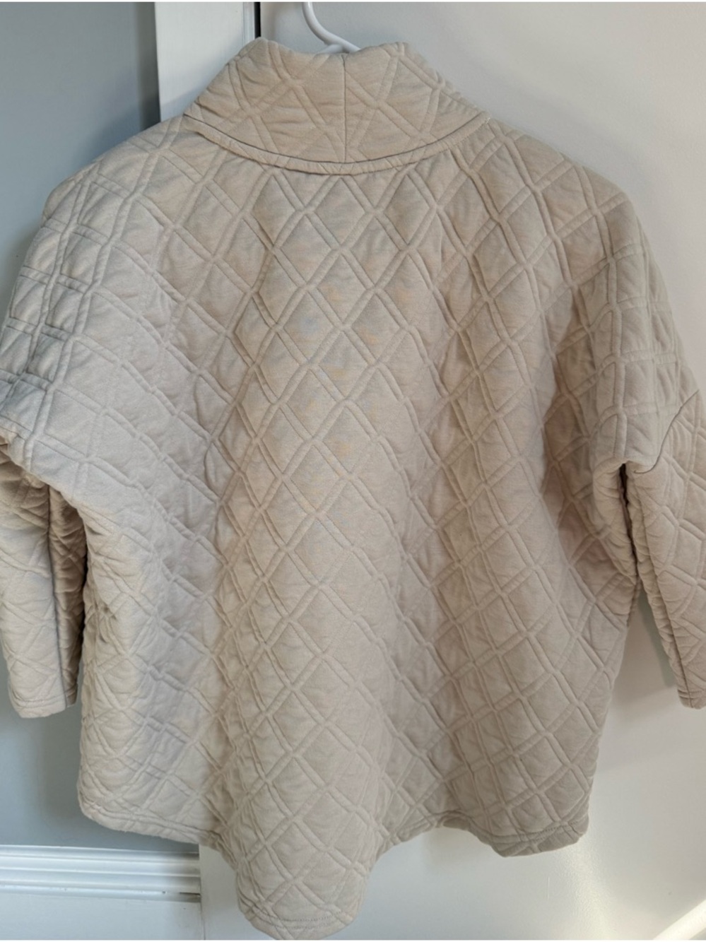 Tuckernuck Sport Quilted Top - Picture 3 of 5